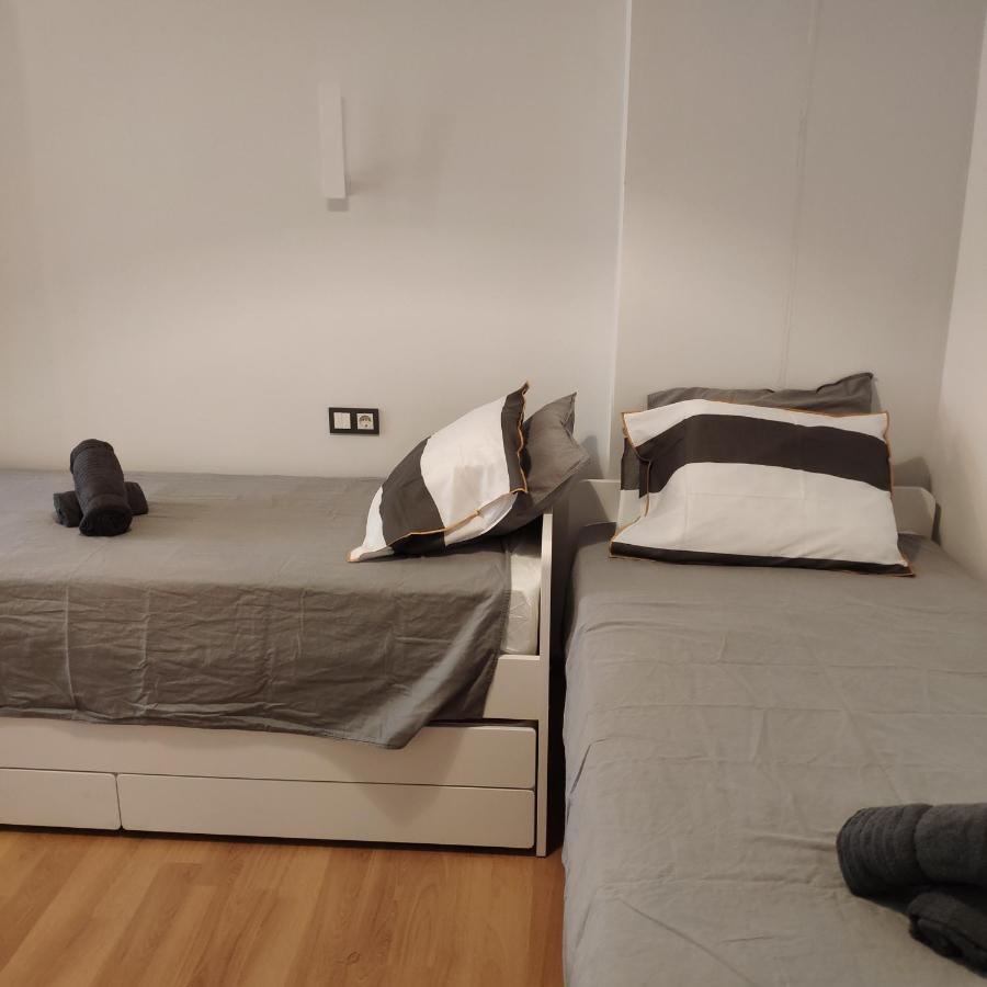 Unique Apartment In Malaga City Center With Pool Exterior photo