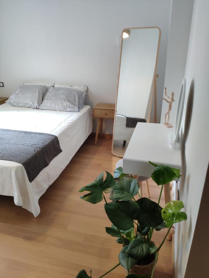 Unique Apartment In Malaga City Center With Pool Exterior photo
